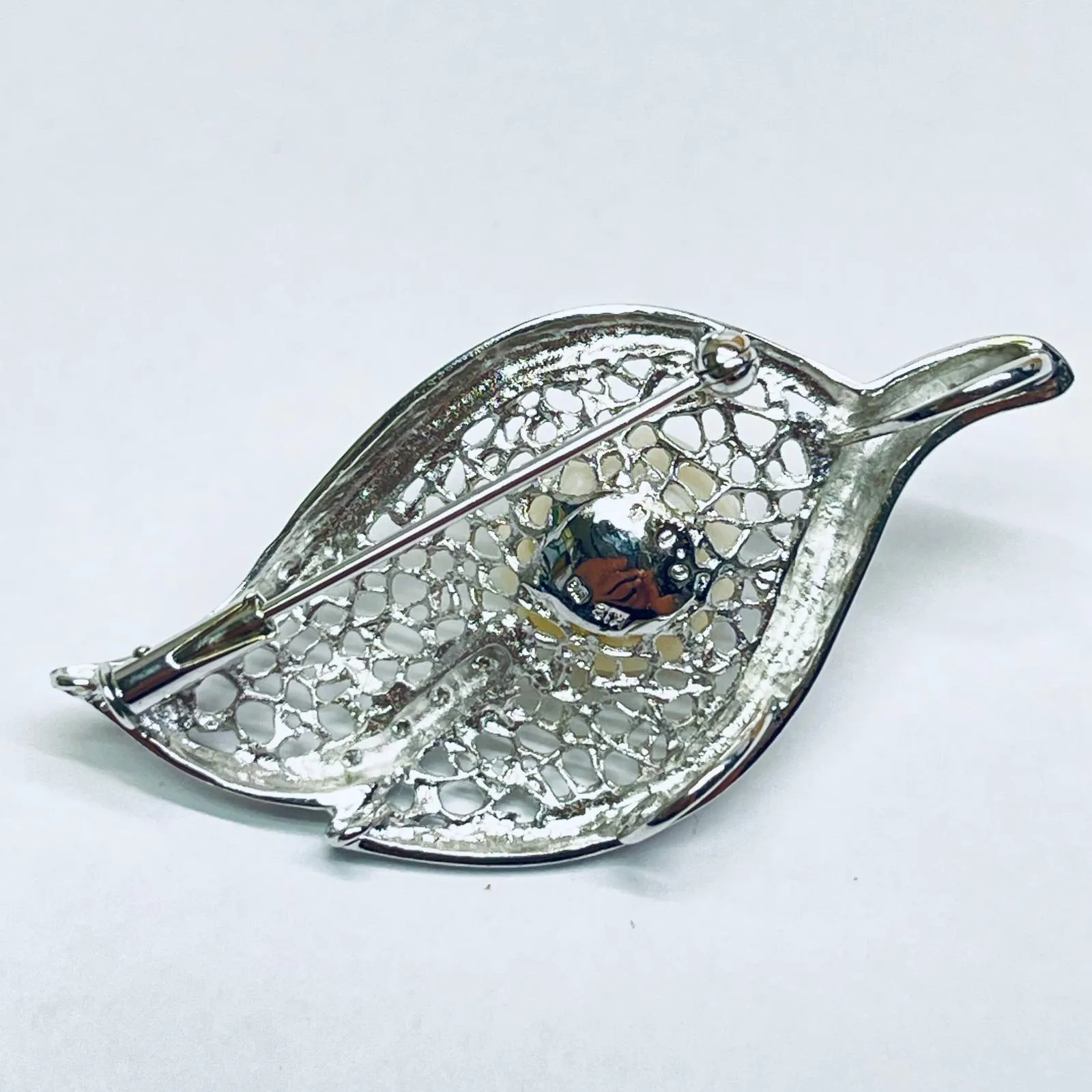 18KWG PEARL=10MM, D4=0.04CT Pendant / Brooch