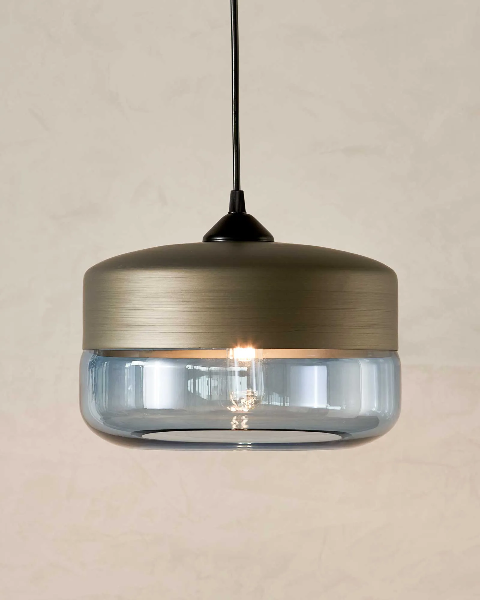 Parallel Wide Cylinder Pendant