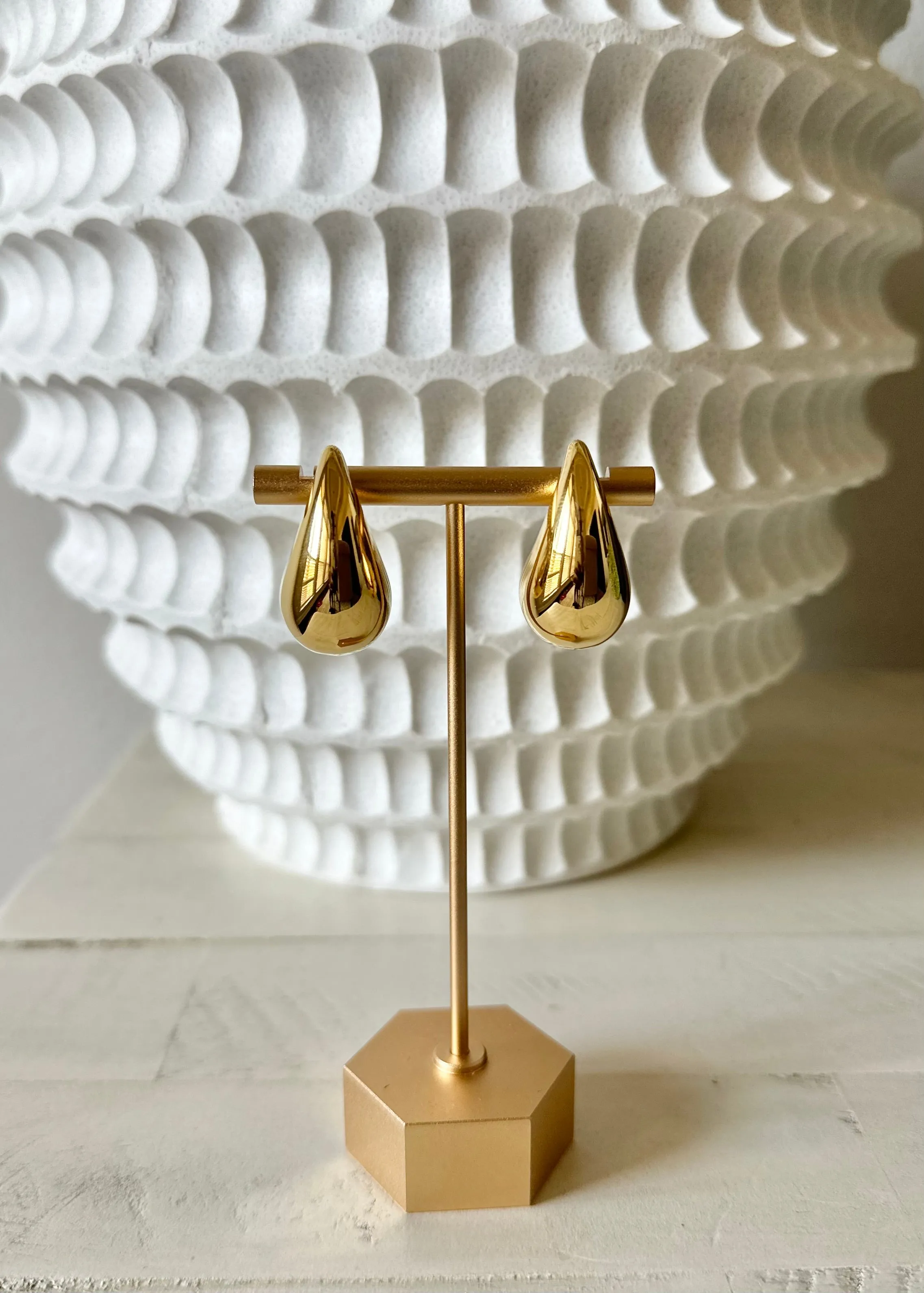 The Drop Earrings (Gold)